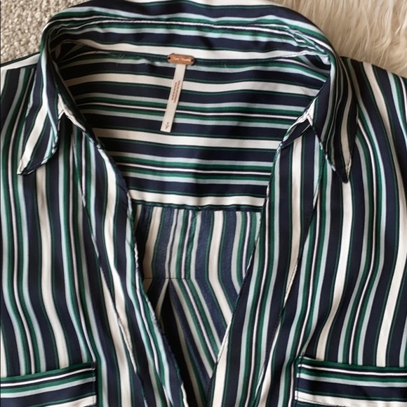 NWT Free People Navy striped silky shirt Sz S - Picture 3 of 5